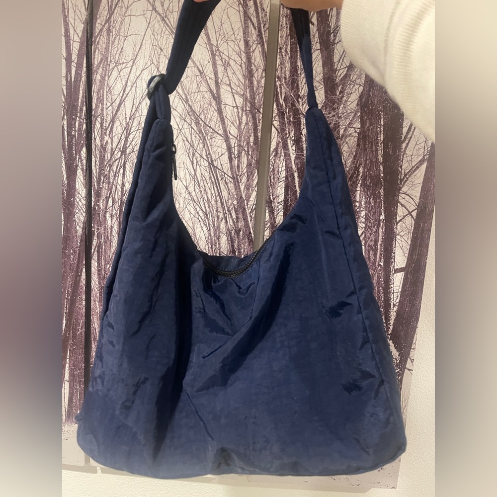 Baggu NAVY Nylon Shoulder Bag